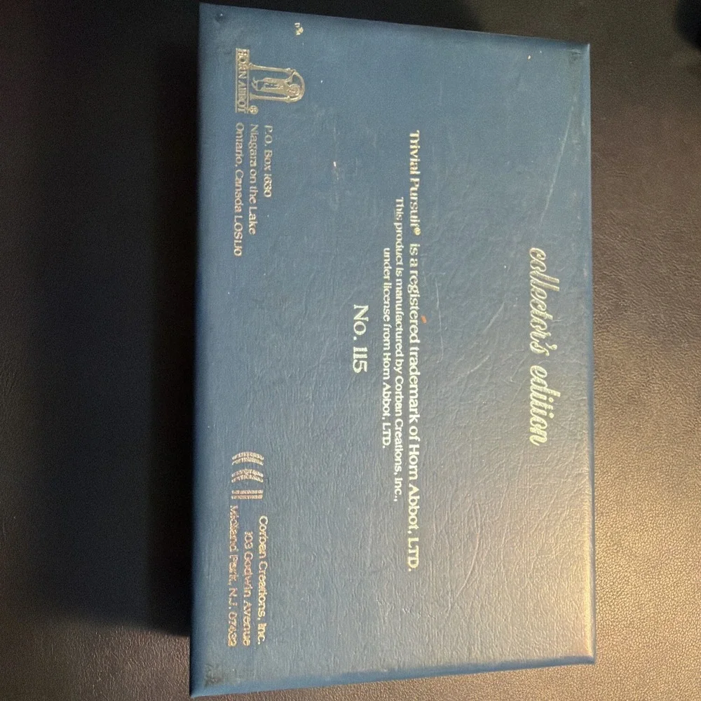 Trivial Pursuit Deluxe Playing Pieces Collector's Edition - No. 115 - Complete!